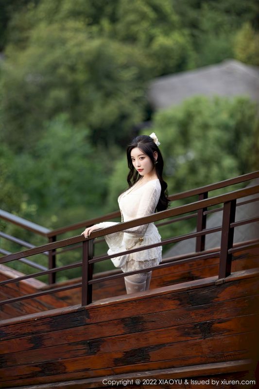 [语画界XIAOYU] Vol.912 女神杨晨晨Yome - 白色服饰+完美服饰杭州旅拍-御萝部落