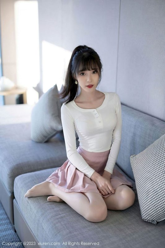 [秀人XiuRen] No.6263 林星阑 - 白色上衣+粉色短裙海南旅拍-御萝部落