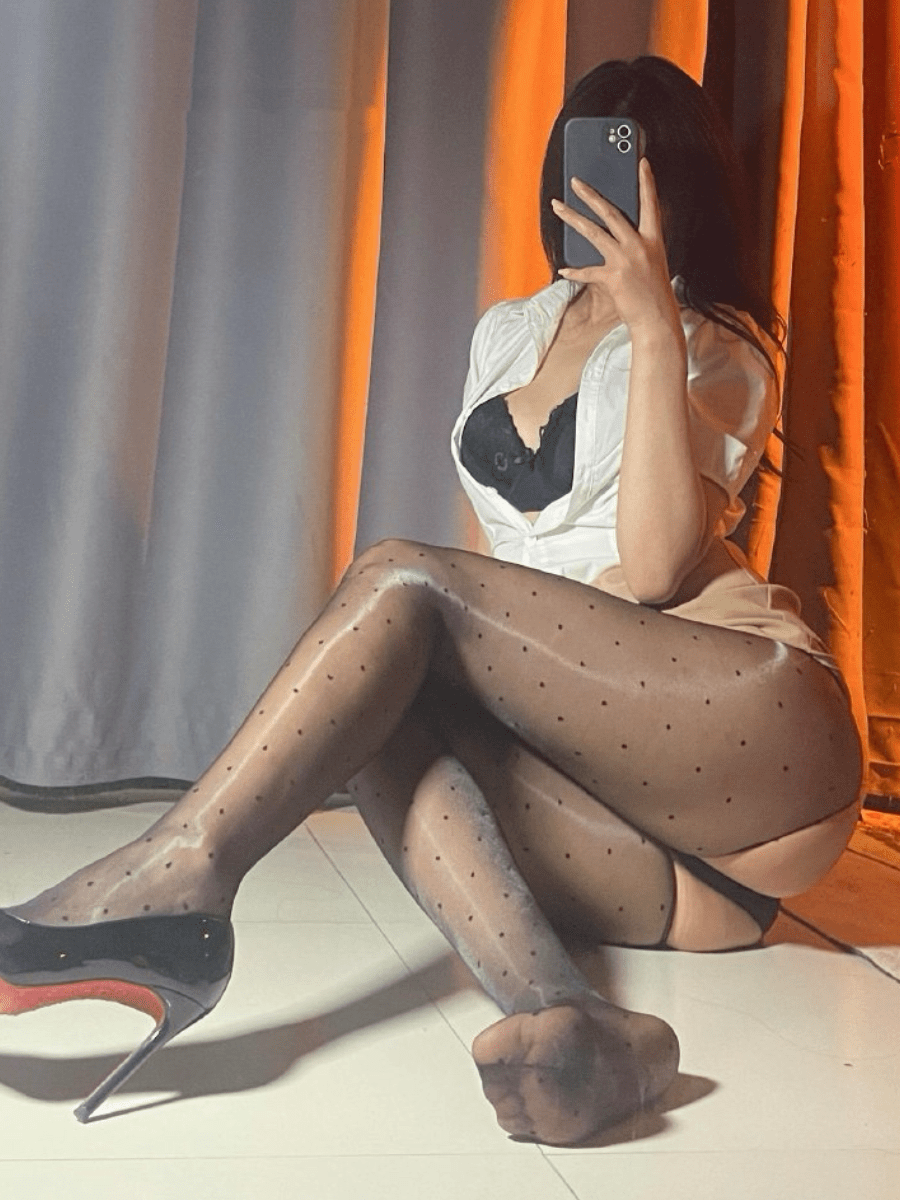 【秘语空间】喵喵酱合集【69P 3V】-御萝部落