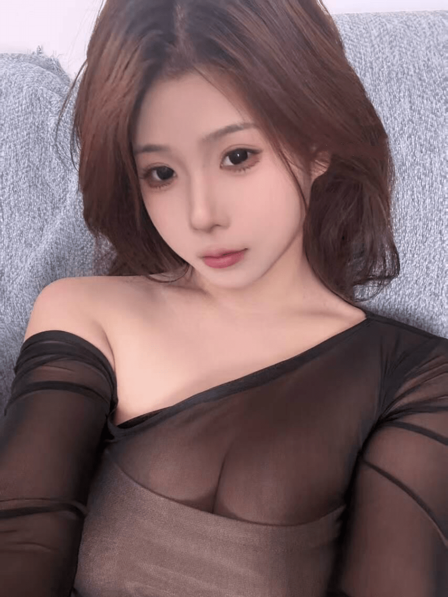 小意 oO 岛遇时尚博客：每日服装分享与场合穿搭指南-御萝部落