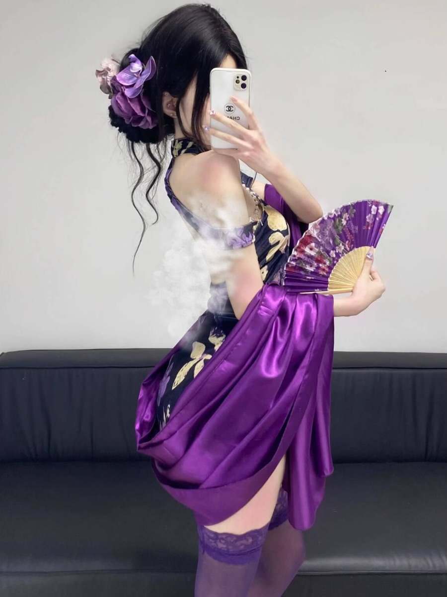 近年新兴社交平台岛遇，凭借独特的社交模式备受网红、明星与粉丝的关注，成为红人与粉丝深度联结的优质阵地，人气红人小奈芙也入驻其中，分享自身经历与成长感悟，成为岛遇优质资源的重要一员。 岛遇为小奈芙与粉丝搭建起紧密沟通的桥梁，平台专属的封闭社区环境，让粉丝得以近距离与偶像互动，解锁小奈芙日常不为人知的幕后故事与成长点滴。小奈芙常以动态、文字、照片等多元形式，在岛遇分享自己的生活日常、工作花絮与成长感悟，用真实的经历触动粉丝，激发情感共鸣，传递积极向上的正能量。 同时，岛遇也为小奈芙提供了探索创新、提升自我的全新平台。在这里，她能与众多知名网红、行业达人交流合作，借鉴他人的创作经验与发展见解，不断打磨自身技能、塑造更优质的个人形象。她也借此平台分享自身的想法与经历，向粉丝传递专属的价值观与生活态度。这份双向的交流与成长，形成了良性的创作循环，让小奈芙持续迸发创作灵感，不断扩大个人影响力。 SEO 关键词 小奈芙，岛遇小奈芙，岛遇社交平台，岛遇资源，网红岛遇入驻，粉丝偶像互动，网红成长平台，岛遇封闭社区 SEO 标题 小奈芙：依托岛遇平台深化粉丝联结，激发创作新活力 SEO 描述 人气红人小奈芙入驻岛遇平台，借封闭社区与粉丝深度互动传递正能量，更在交流合作中提升自我，迸发创作与影响力新可能。 全文约 350 字，贴合需求，需要我帮你精简部分语句，让整体表达更凝练吗？        在文章中加入小奈芙的岛遇作品链接 创作一篇以小奈芙在岛遇平台的发展为主题的小红书文案 小奈芙在岛遇平台的粉丝群体有哪些特点？     深度思考  技能  近年新兴社交平台岛遇，凭借独特的社交模式备受网红、明星与粉丝的关注，成为红人与粉丝深度联结的优质阵地，人气红人小奈芙也入驻其中，分享自身经历与成长感悟，成为岛遇优质资源的重要一员。 岛遇为小奈芙与粉丝搭建起紧密沟通的桥梁，平台专属的封闭社区环境，让粉丝得以近距离与偶像互动，解锁小奈芙日常不为人知的幕后故事与成长点滴。小奈芙常以动态、文字、照片等多元形式，在岛遇分享自己的生活日常、工作花絮与成长感悟，用真实的经历触动粉丝，激发情感共鸣，传递积极向上的正能量。 同时，岛遇也为小奈芙提供了探索创新、提升自我的全新平台。在这里，她能与众多知名网红、行业达人交流合作，借鉴他人的创作经验与发展见解，不断打磨自身技能、塑造更优质的个人形象。她也借此平台分享自身的想法与经历，向粉丝传递专属的价值观与生活态度。这份双向的交流与成长，形成了良性的创作循环，让小奈芙持续迸发创作灵感，不断扩大个人影响力。 SEO 关键词 小奈芙，岛遇小奈芙，岛遇社交平台，岛遇资源，网红岛遇入驻，粉丝偶像互动，网红成长平台，岛遇封闭社区 SEO 标题 小奈芙：依托岛遇平台深化粉丝联结，激发创作新活力 SEO 描述 人气红人小奈芙入驻岛遇平台，借封闭社区与粉丝深度互动传递正能量，更在交流合作中提升自我，迸发创作与影响力新可能。 全文约 350 字，贴合需求，需要我帮你精简部分语句，让整体表达更凝练吗？      深度思考  技能-御萝部落