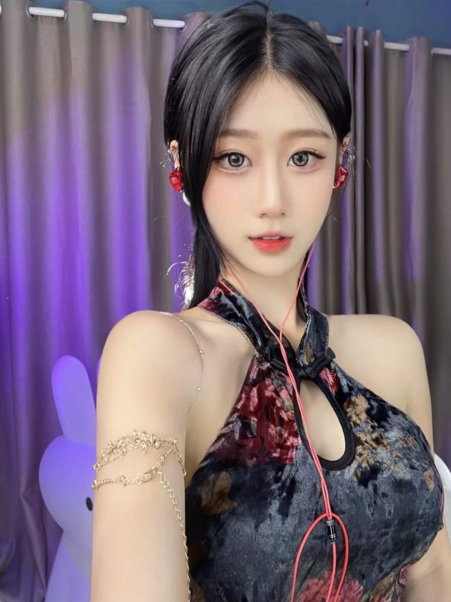 biu:抖音人气创作者的岛遇作品,编织童话奇幻的情感共鸣之旅-御萝部落