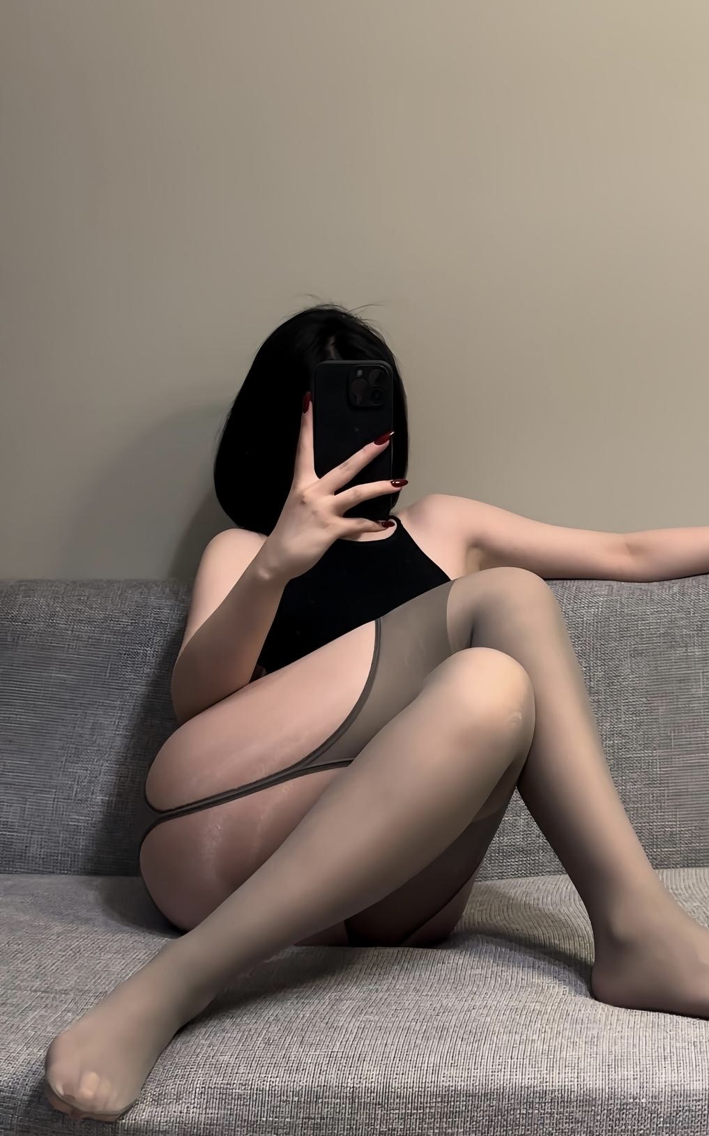 【更新】抖音保守的二舅妈微密圈合集【1664P 43V】-御萝部落