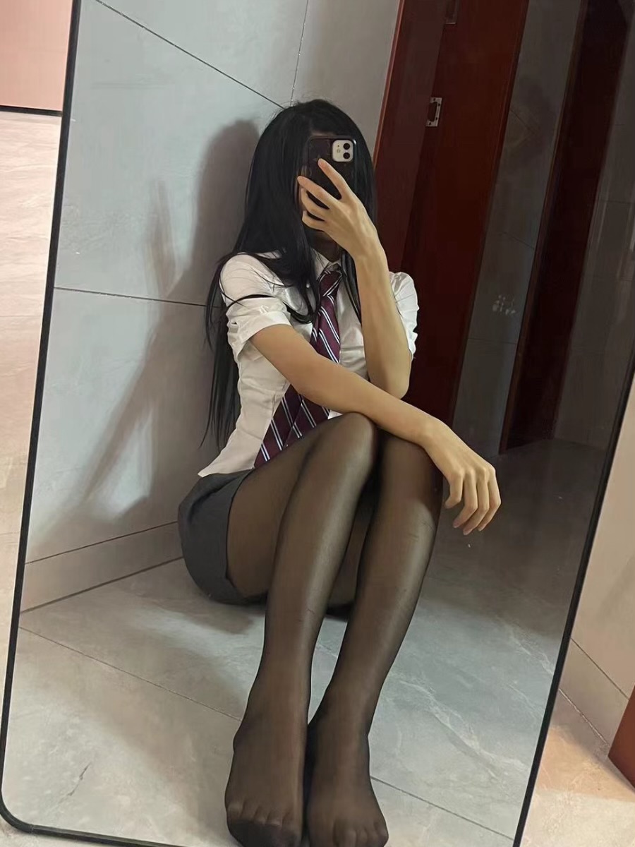 抖音小杏仁微密圈资源：创意视觉艺术的宝藏社区-御萝部落