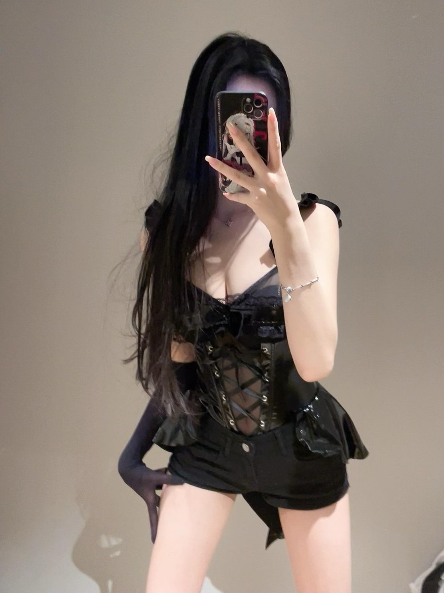 麻辣学姐微密圈资源是什么 抖音微密圈平台功能及内容解析-御萝部落