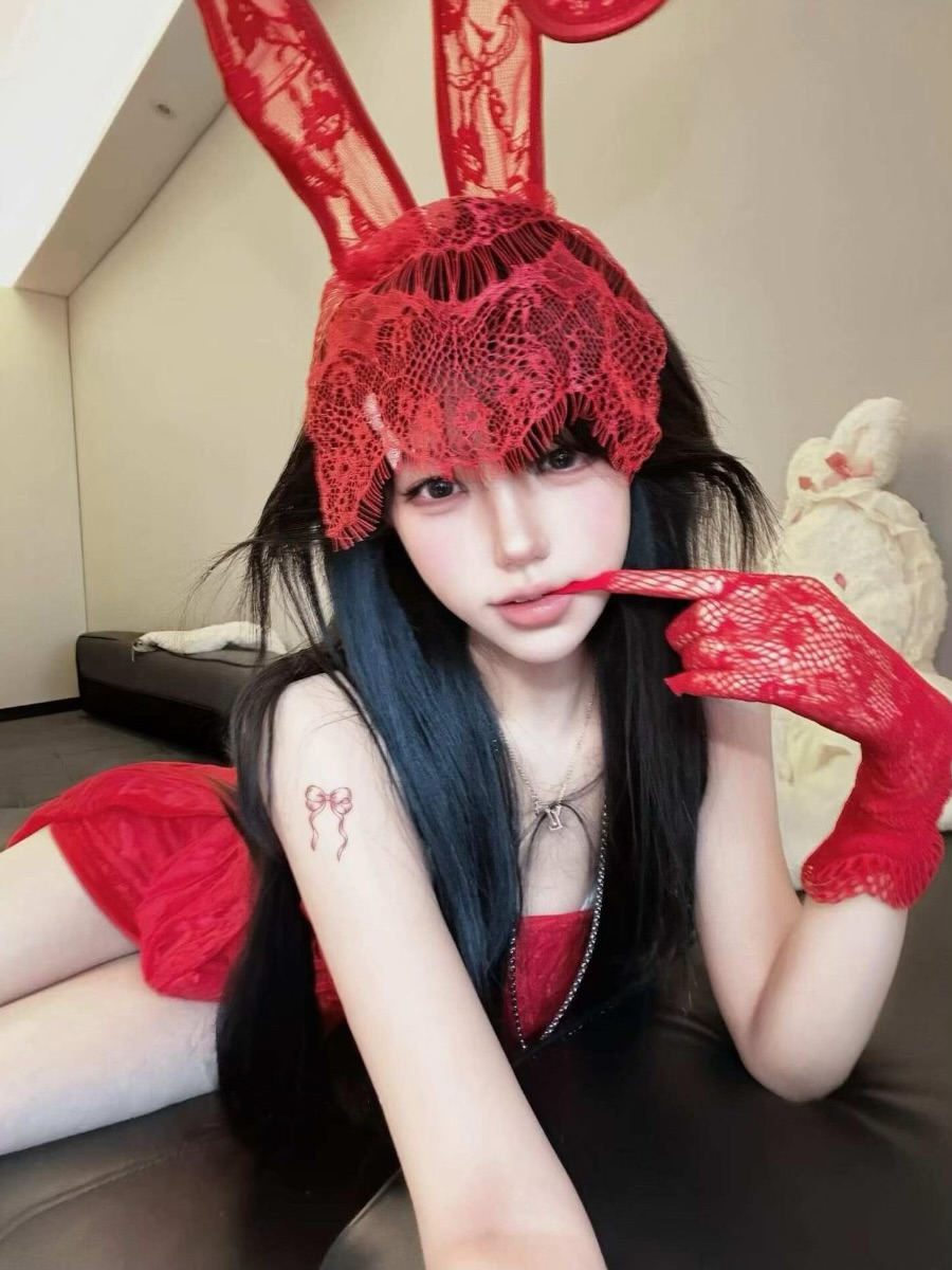 小仙：岛遇之上，温柔氛围感拉满的气质博主-御萝部落