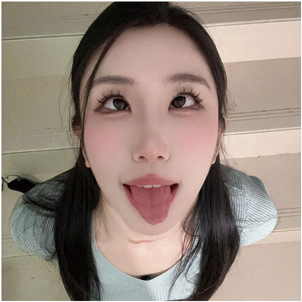 可爱的埋埋微密圈资源下载,抖音网红可爱的埋埋写真图集,可爱的埋埋视频合集-御萝部落