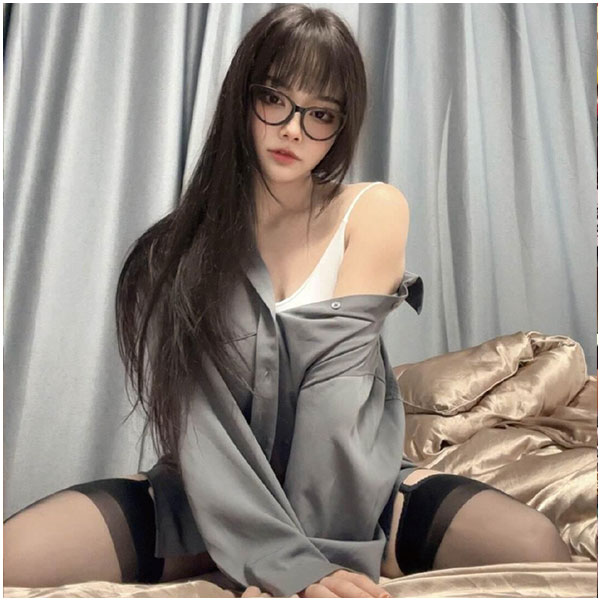 吉吉怪怪岛遇套图视频合集下载微密圈摄影资源御萝-御萝部落