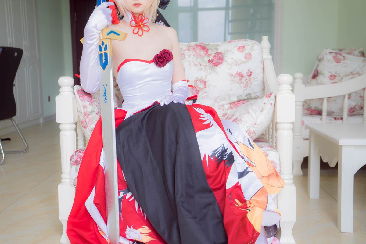图片[2]-少女映画 – Fate Saber 仙鹤礼服：大尺度角色还原 75P-御萝部落