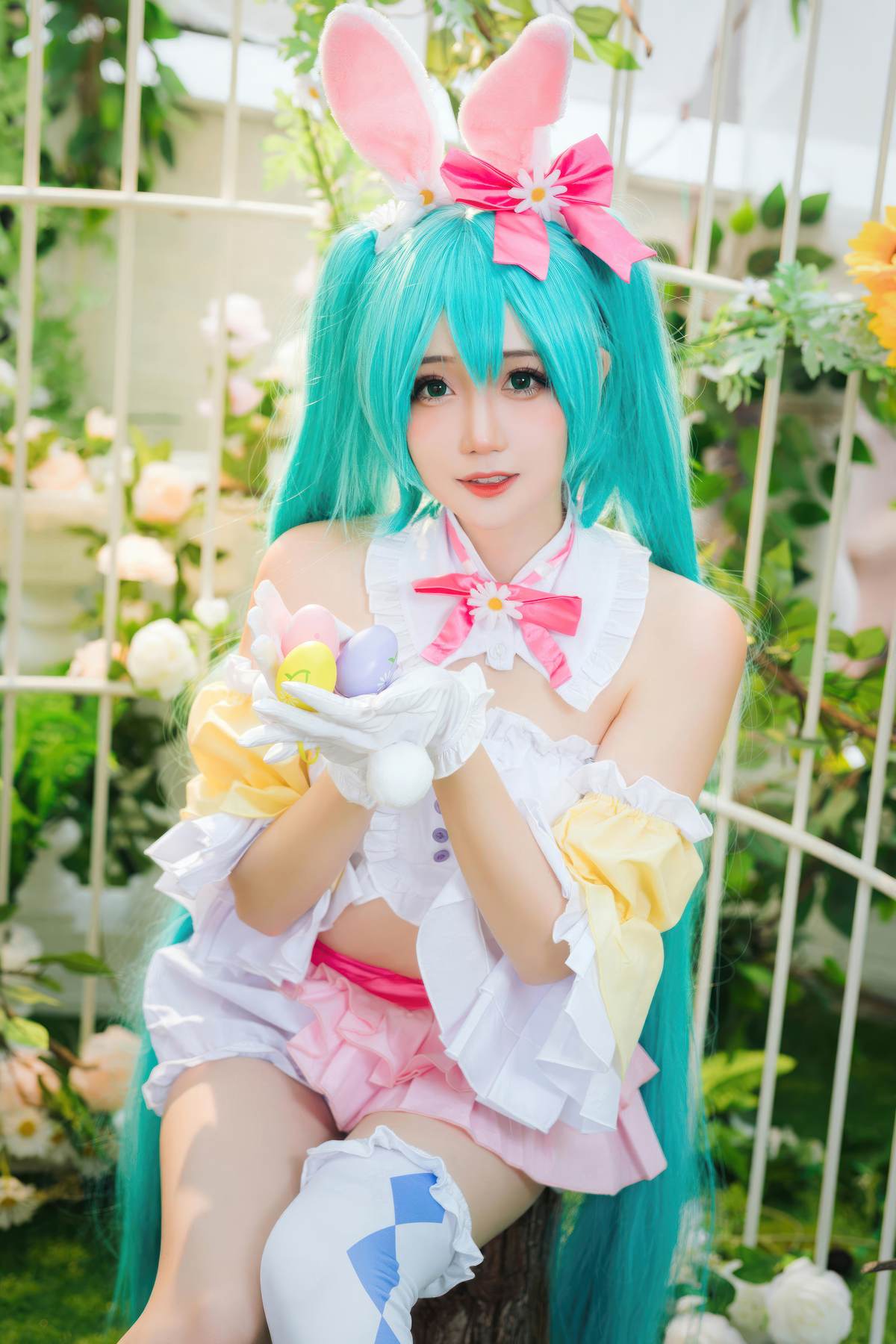 焖焖碳 - cos 复活节兔子：真人写实性感兔女郎 白丝兔耳巨乳开档 极致肉感诱惑无修正 22P-御萝部落