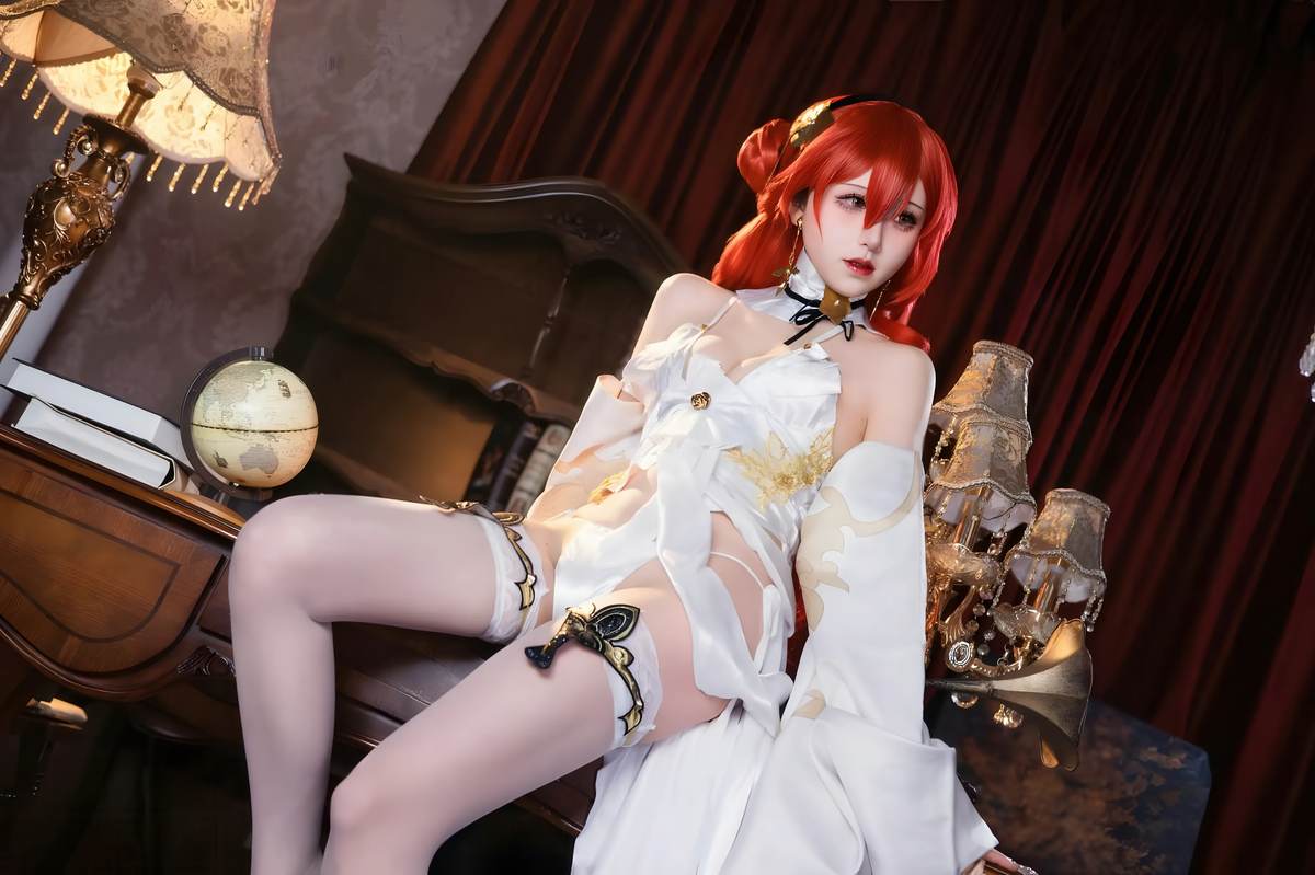 图片[3]-双木扶苏 – 崩坏·星穹铁道姬子：姬子角色造型还原 科幻设定服饰与沉稳气质呈现 简洁场景突出人物神态与氛围表现 30P-御萝部落