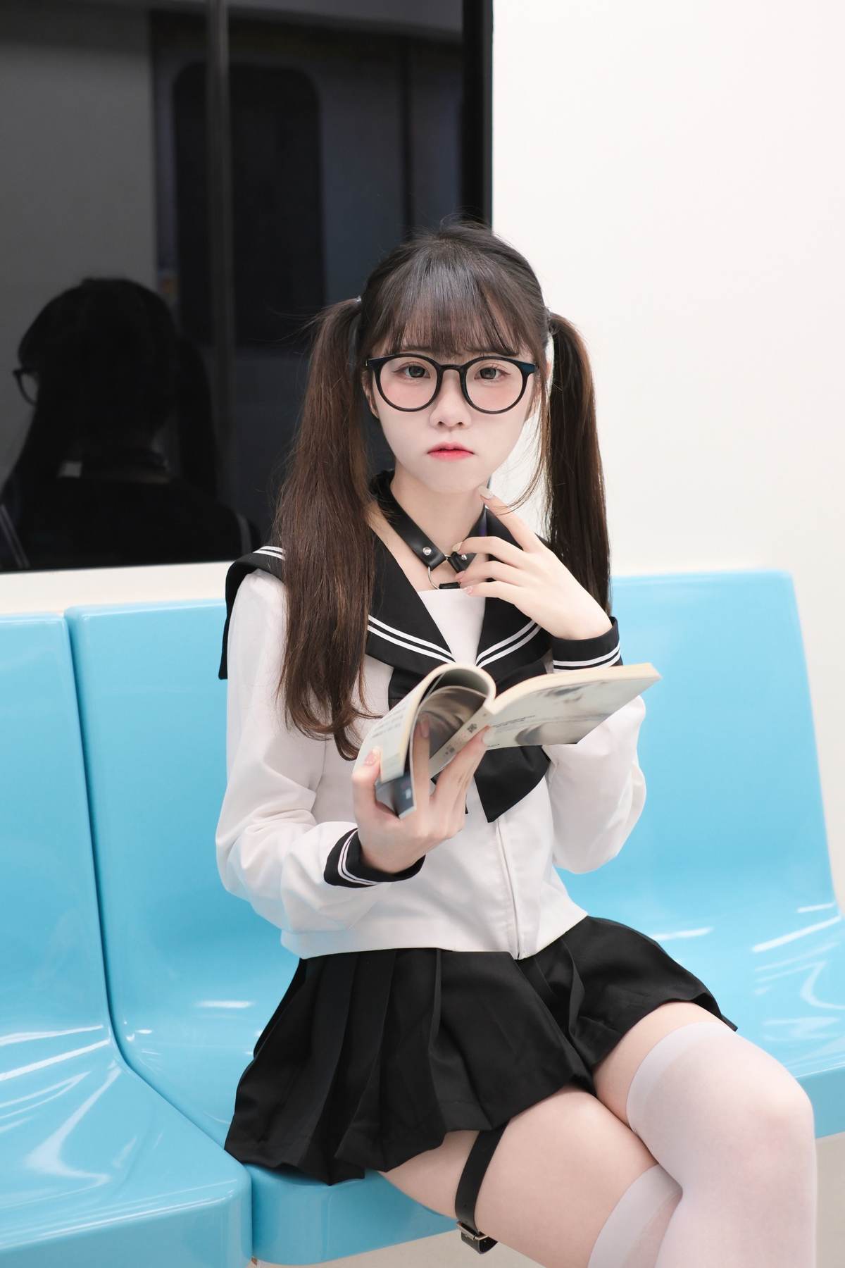 图片[2]-可可小白兔 – 電車上の女高中生 70P-御萝部落