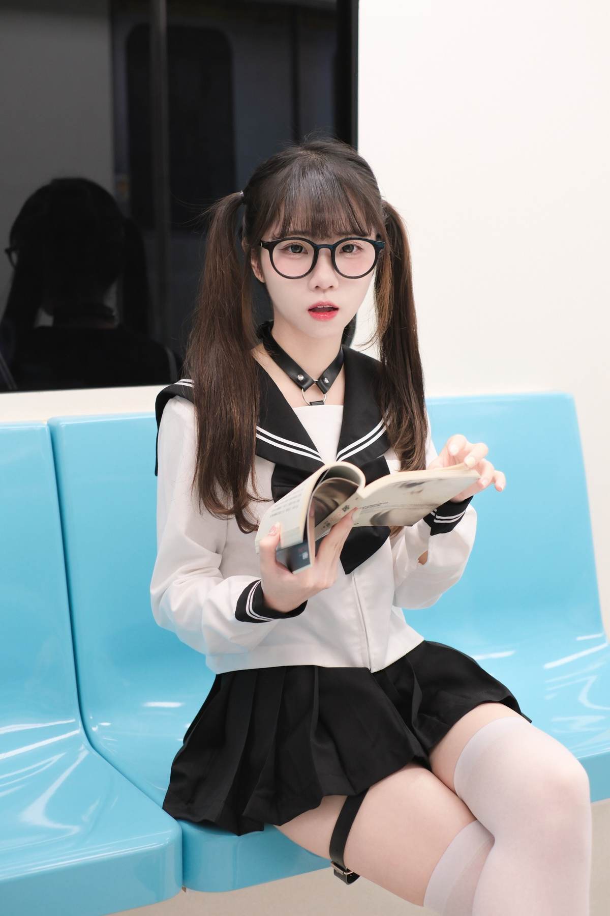 图片[3]-可可小白兔 – 電車上の女高中生 70P-御萝部落
