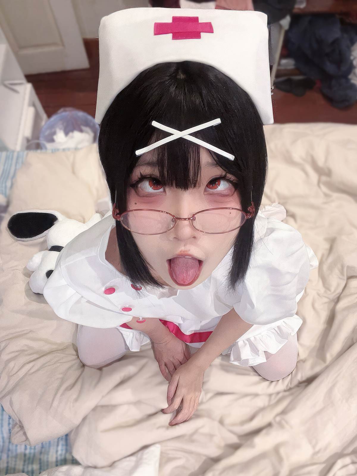 清水凪 - 夜勤小护士：白丝眼镜护士造型 夜班氛围感下的清纯制服风 31P-御萝部落