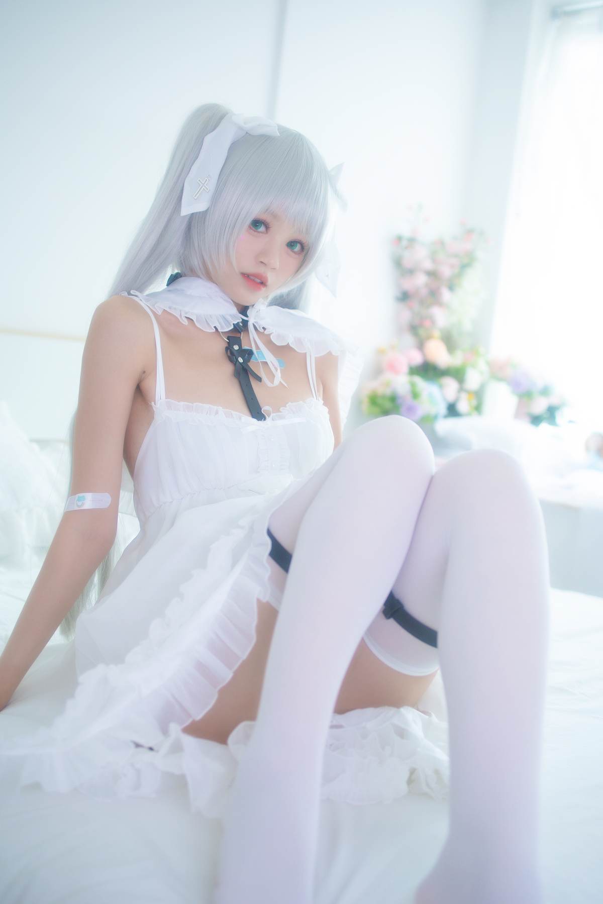 星黛鹿鹿 - 初音酱：蓝绿双马尾白丝美腿 58P-御萝部落