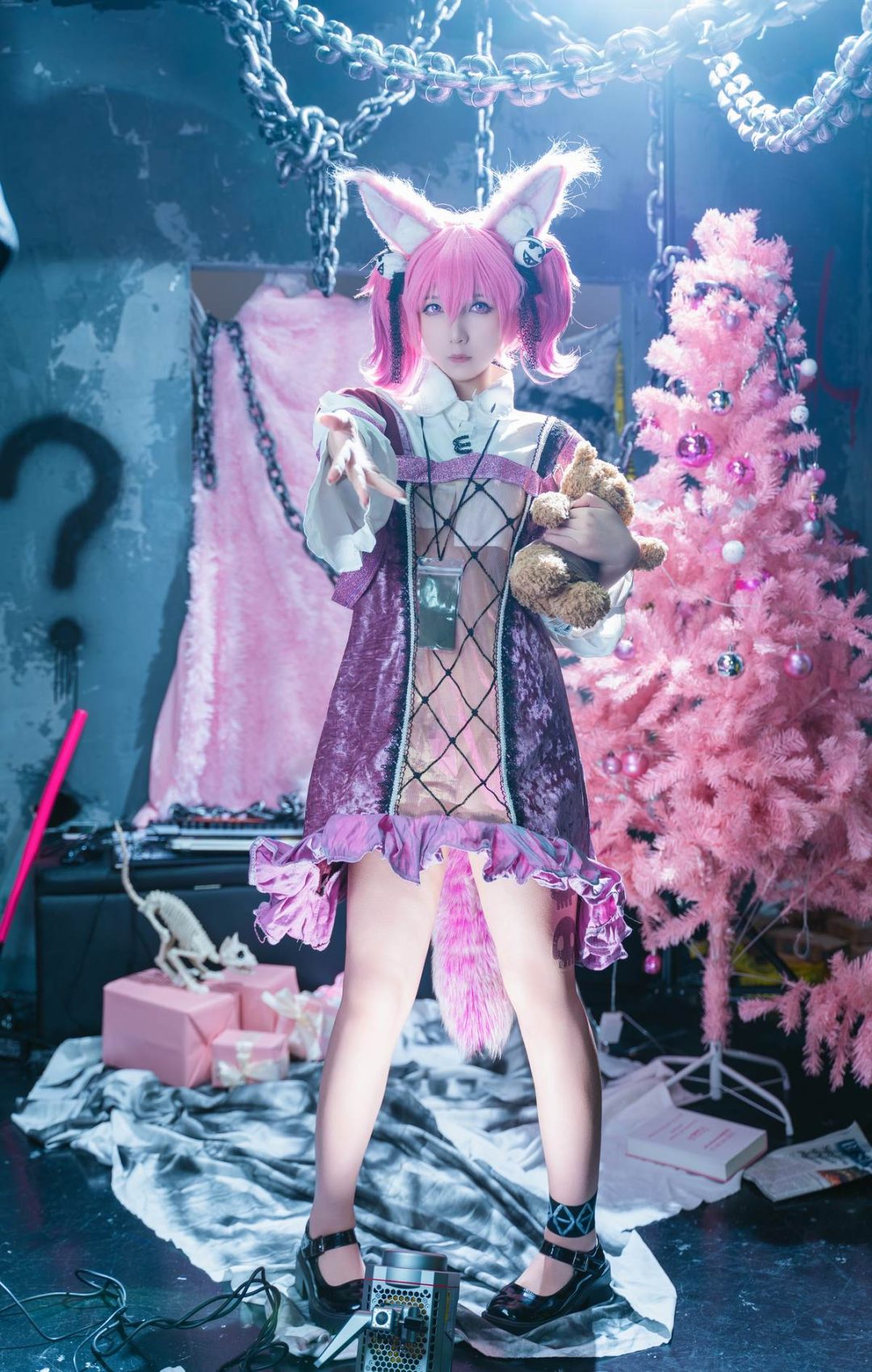 小和甜酒 – 明日方舟 巫恋：黑白角色服私房还原 44P1V-御萝部落