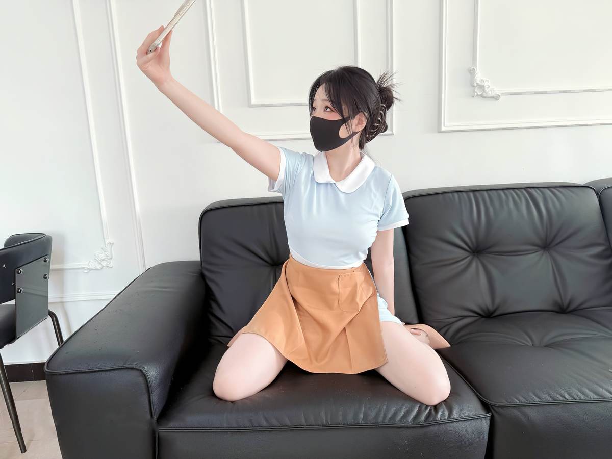 小羊MM - [真人写实] cos 居家痴汉找家政清洁 极品女神VIP御姐家政女仆 20P1V-御萝部落
