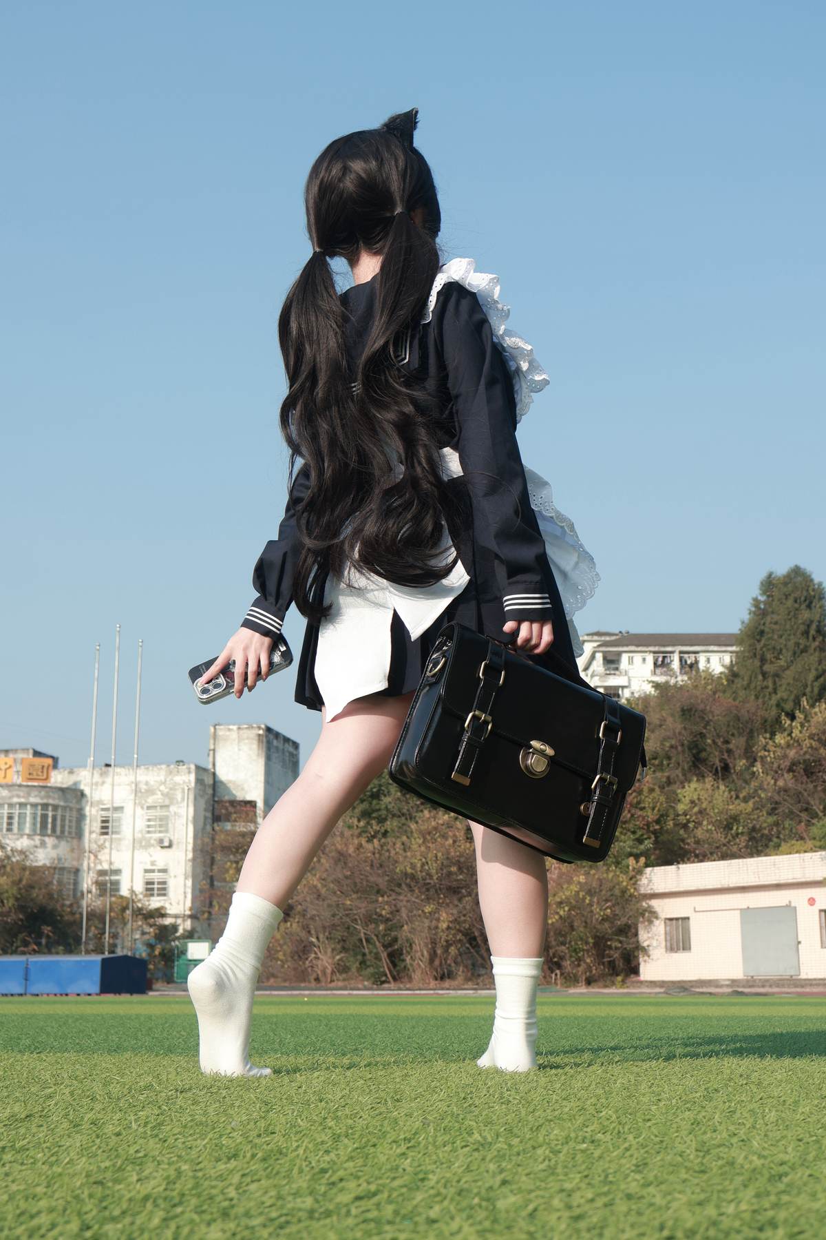 小羊蛋卷 - jk少女+爱丽丝 25P1V-御萝部落